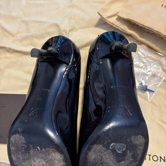 Louis Vuitton Pumps - Picture 5 of 7